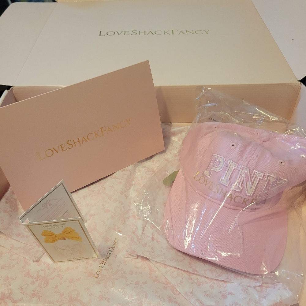 VS PINK × LOVESHACKFANCY COLLAB OVERSIZED CREW SWEATSHIRT - Picture 10 of 11